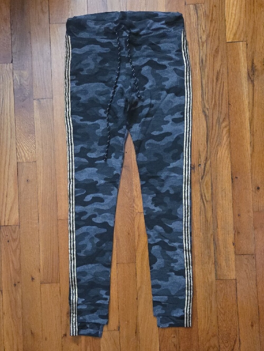 Sundry Black & Gray Camo Leggings with Gold Side Stripes